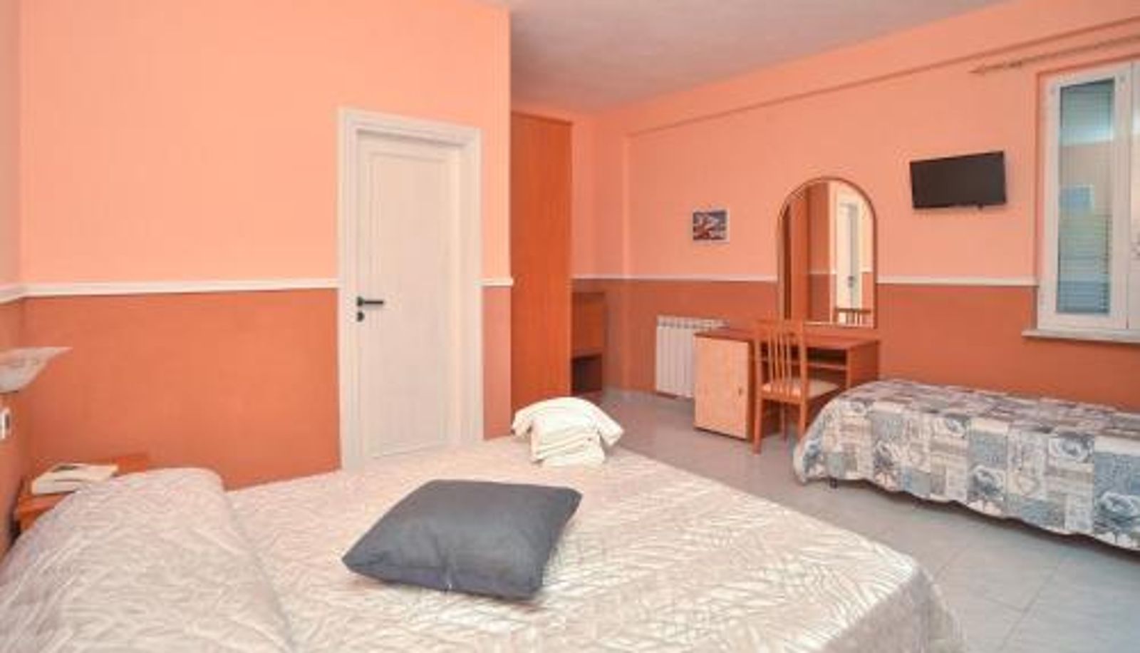 Tripla - Junior Hotel Village