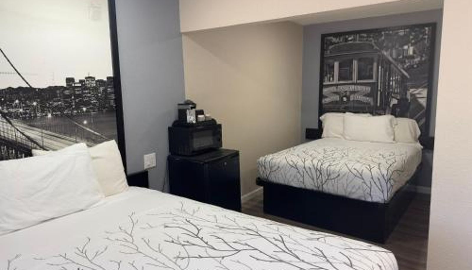 Info - Western Village Inn-NEWLY RENOVATED