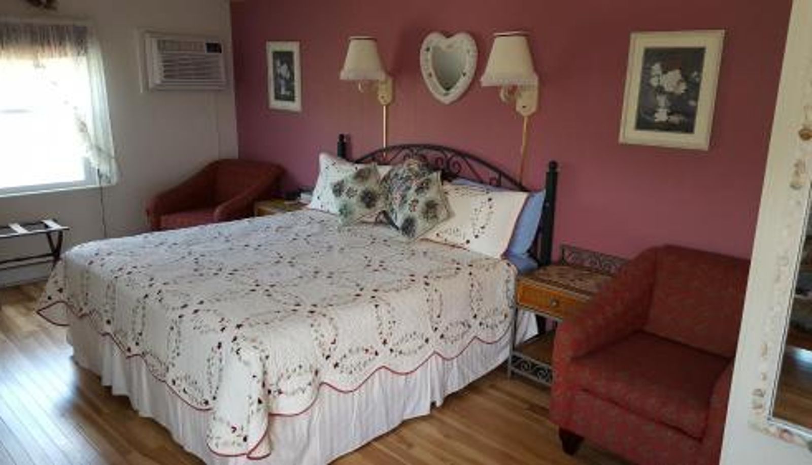 Zimmer - A Cape Cod Ocean Manor Inn