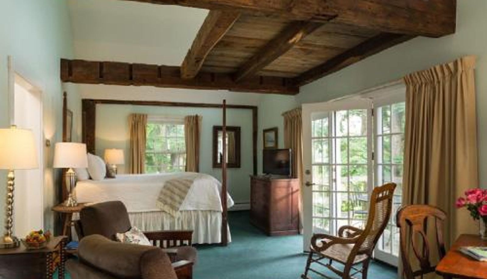 Zimmer - Chesterfield Inn