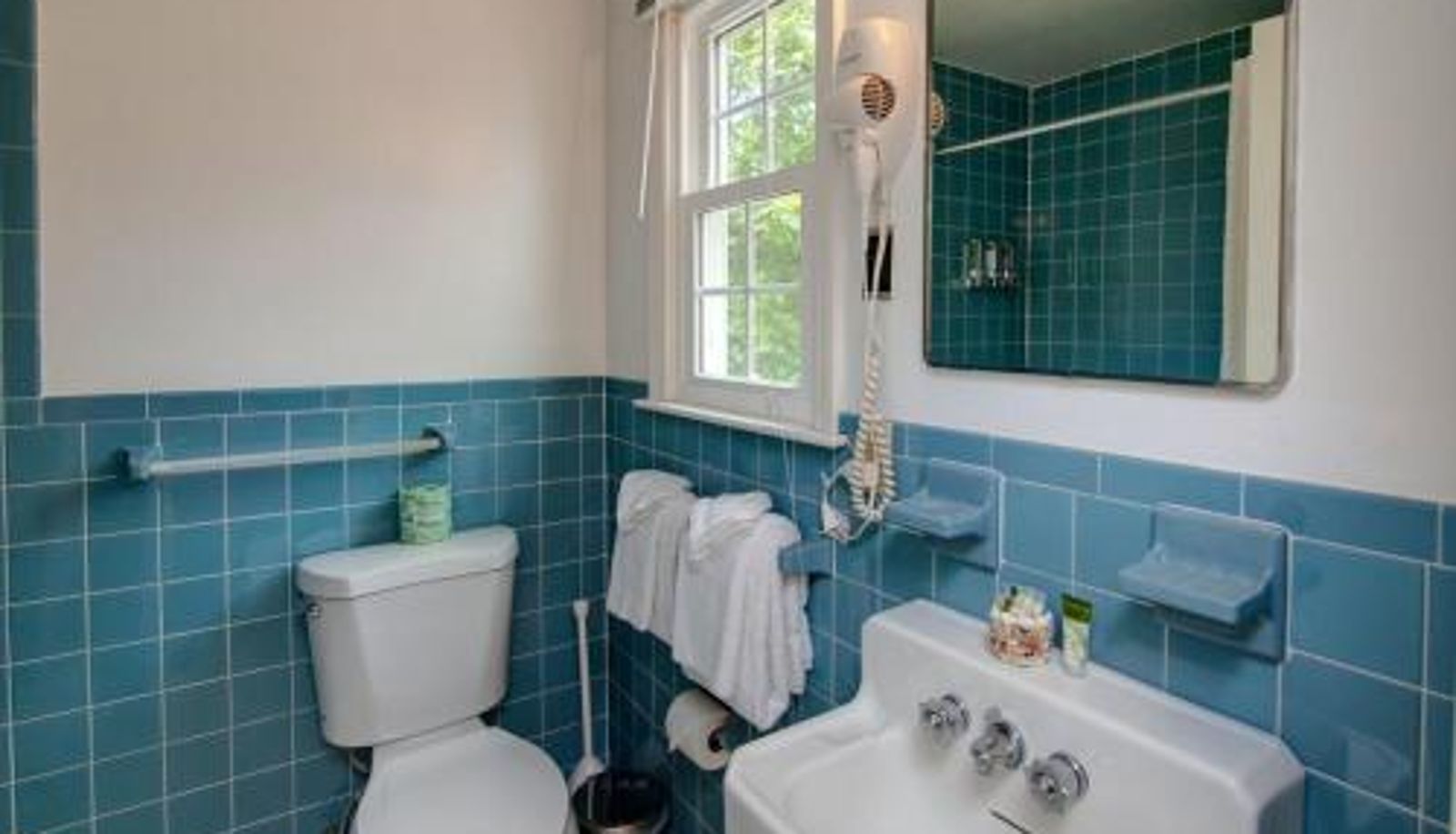 Badezimmer - Cape Cod Harbor House Inn