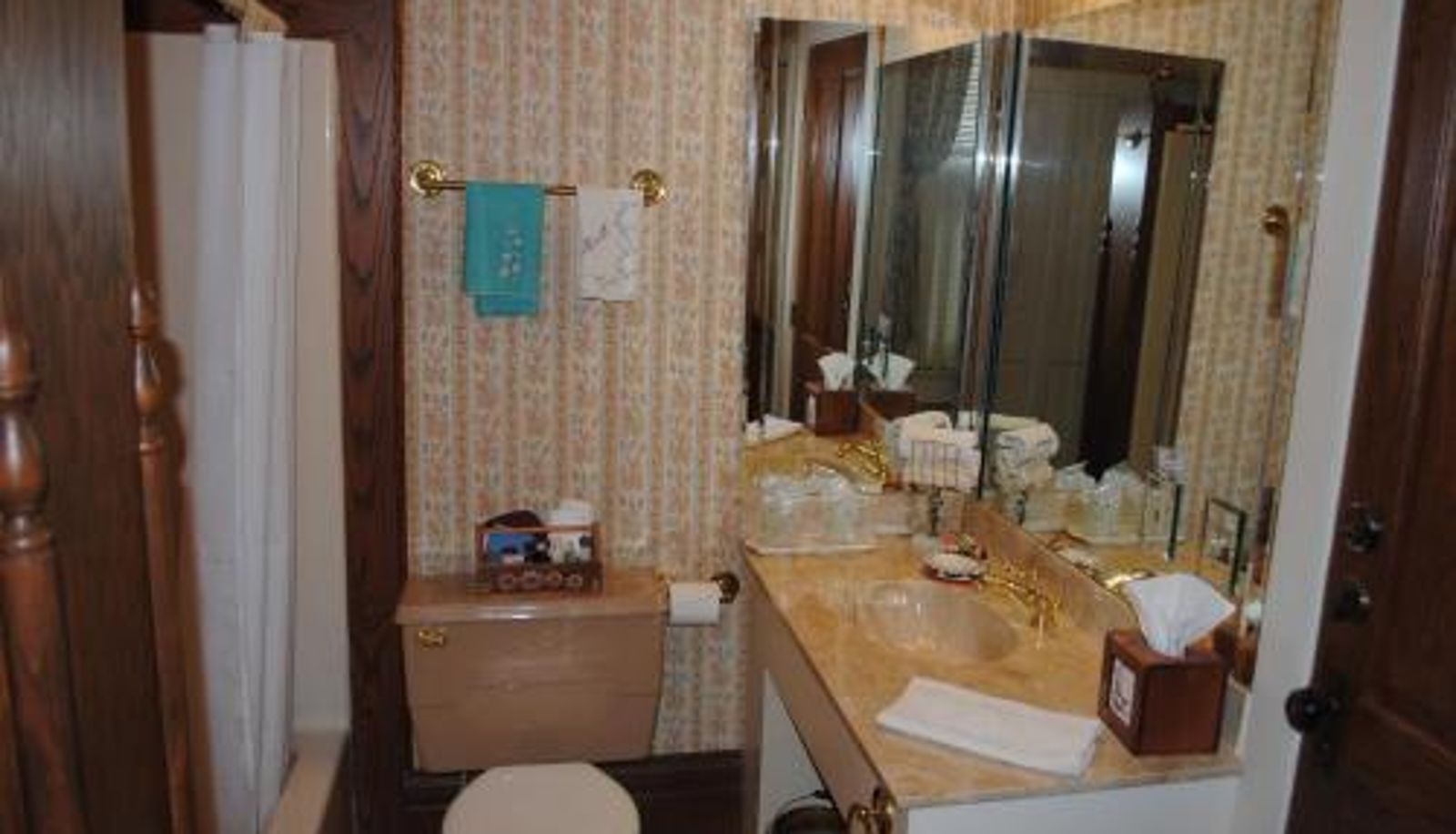 Cuarto de baño - L&N Bed and Breakfast Ltd