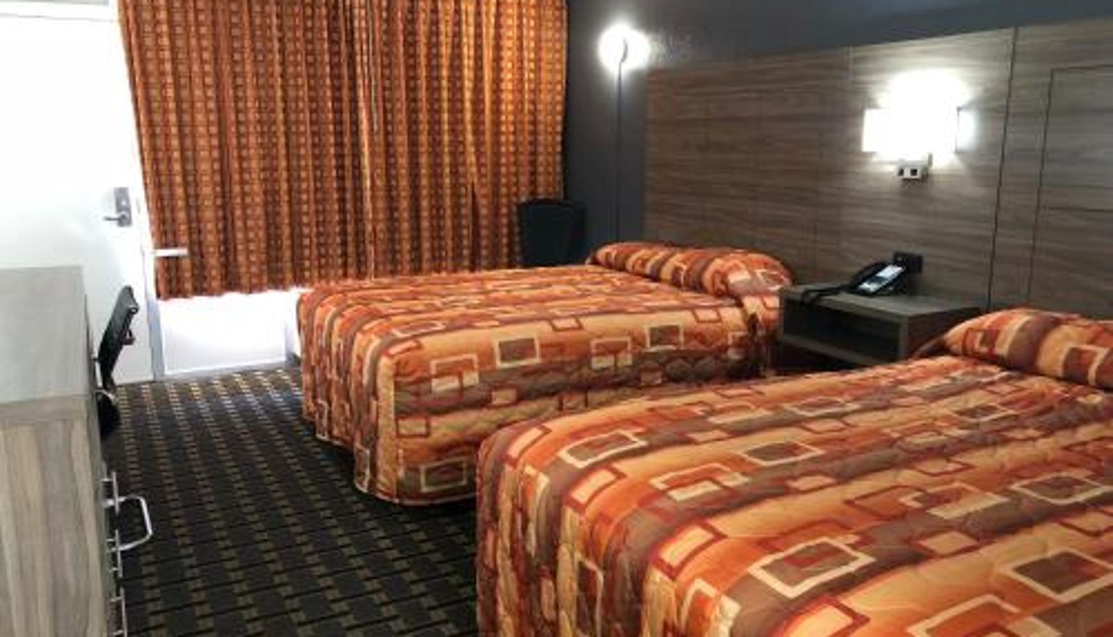 Standaardkamer - Mid Continent Inn