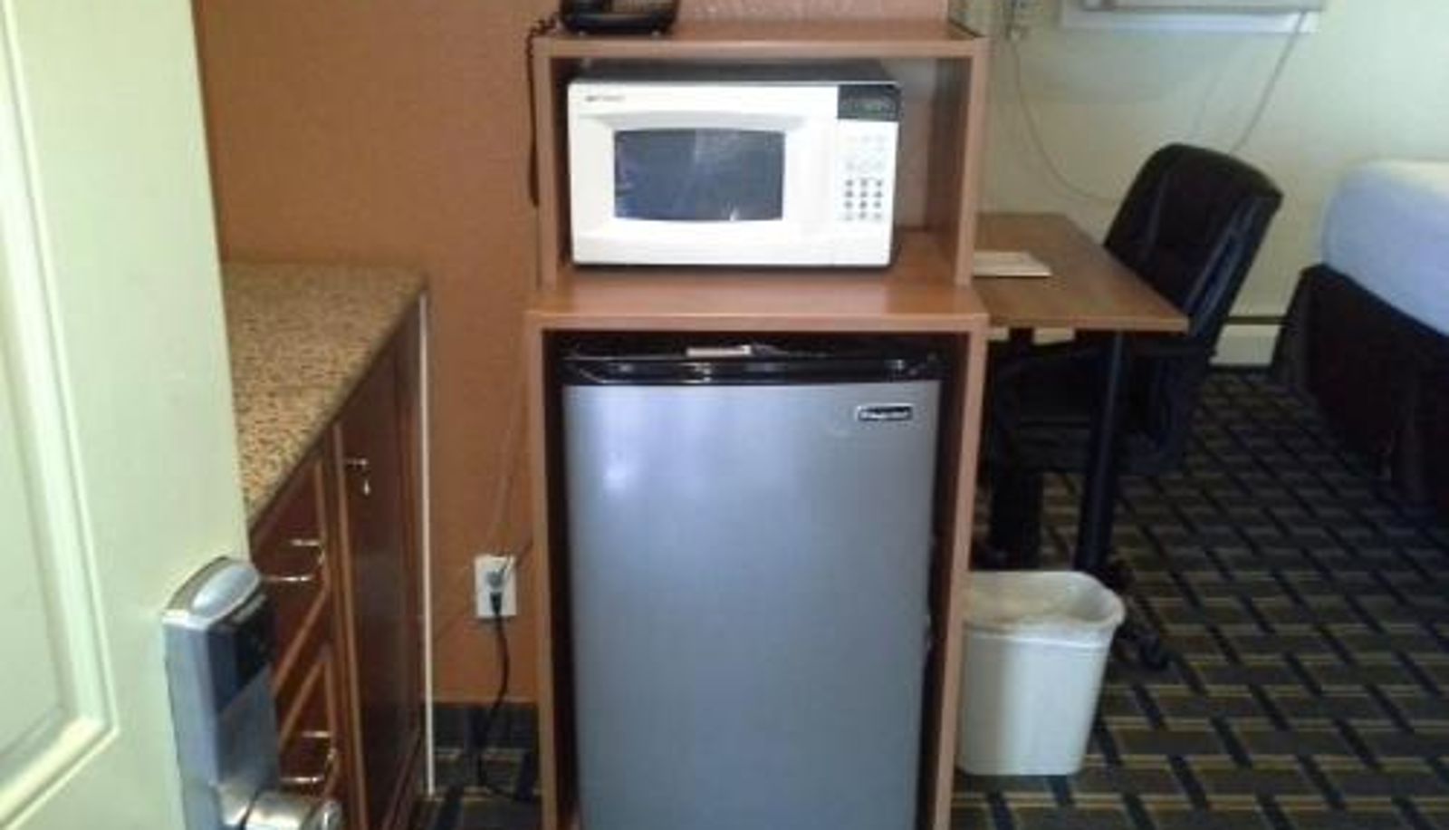 Información - Economy Inn Tonawanda