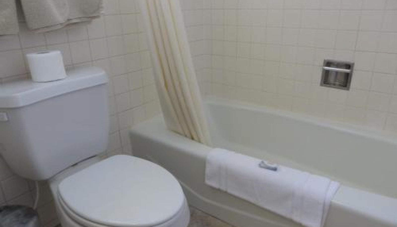 Camera per famiglia - Bristlecone Motel