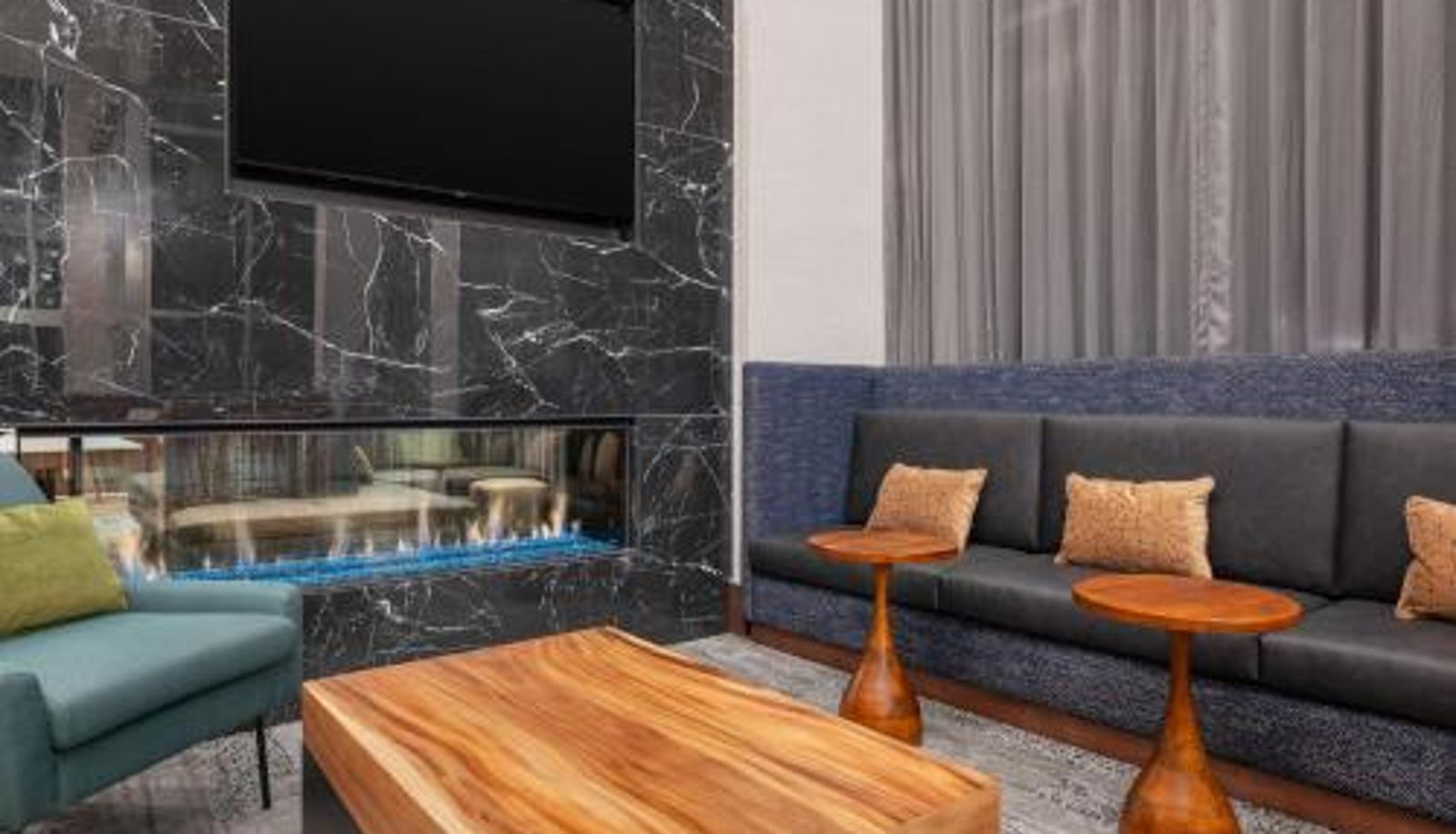 Rezeption - Hampton Inn & Suites by Hilton Pittsboro