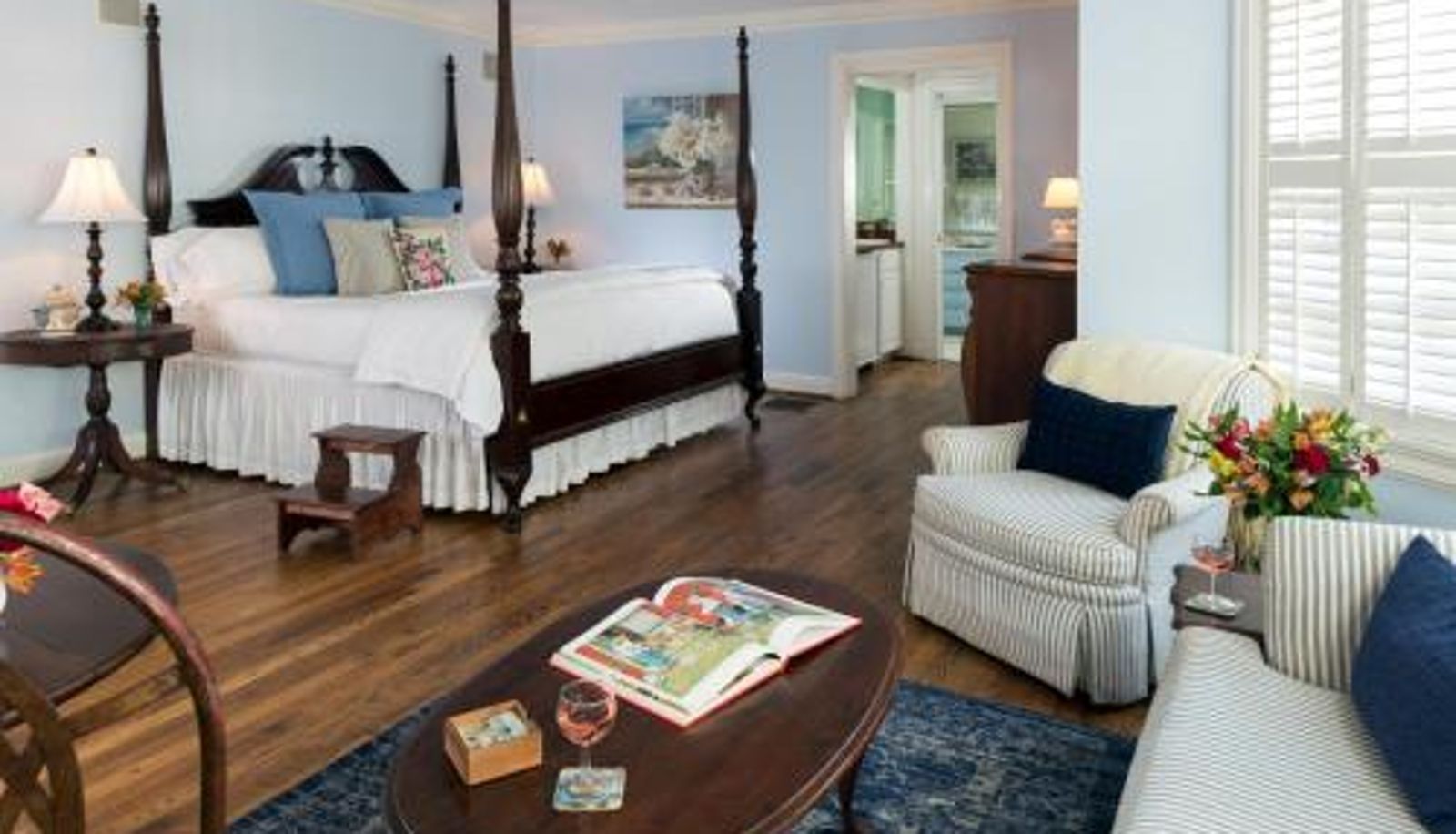 Suite - The Yellow House on Plott Creek