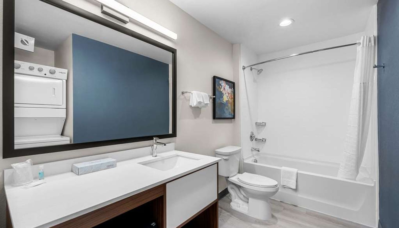 Room - Everhome Suites Fayetteville near Fort Bragg