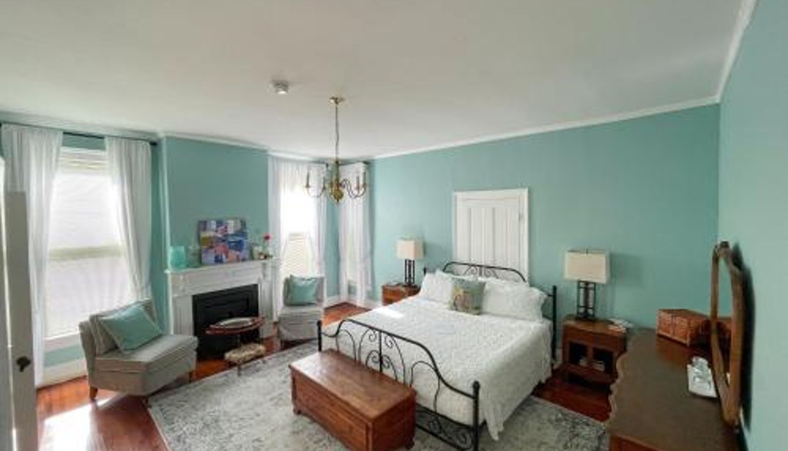 Camera - Meadows Inn