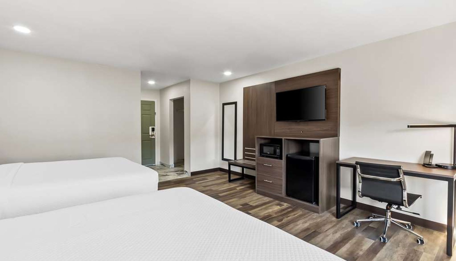 Room - Quality Inn & Suites Columbia Harbison