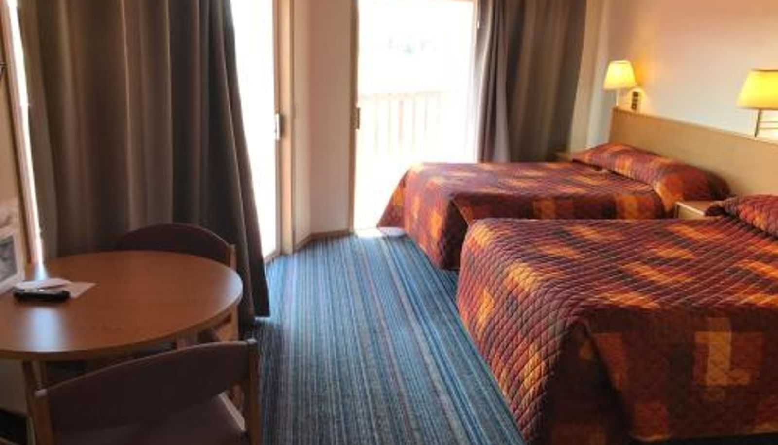 Zimmer - Smith Rock Resort