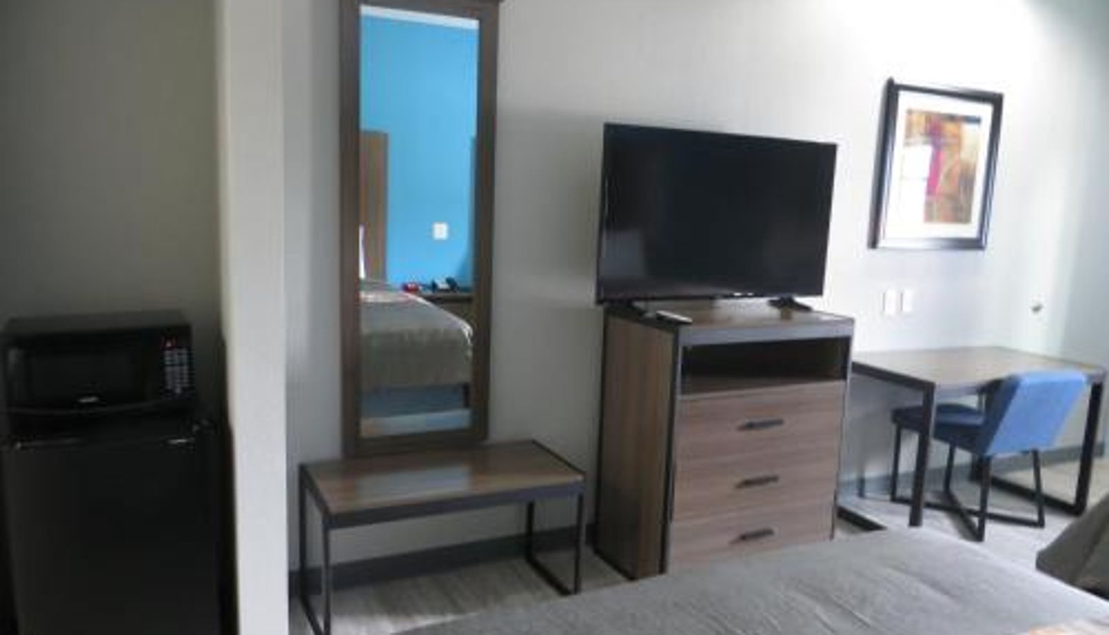 Info - Haven Inn & Suites willowbrook