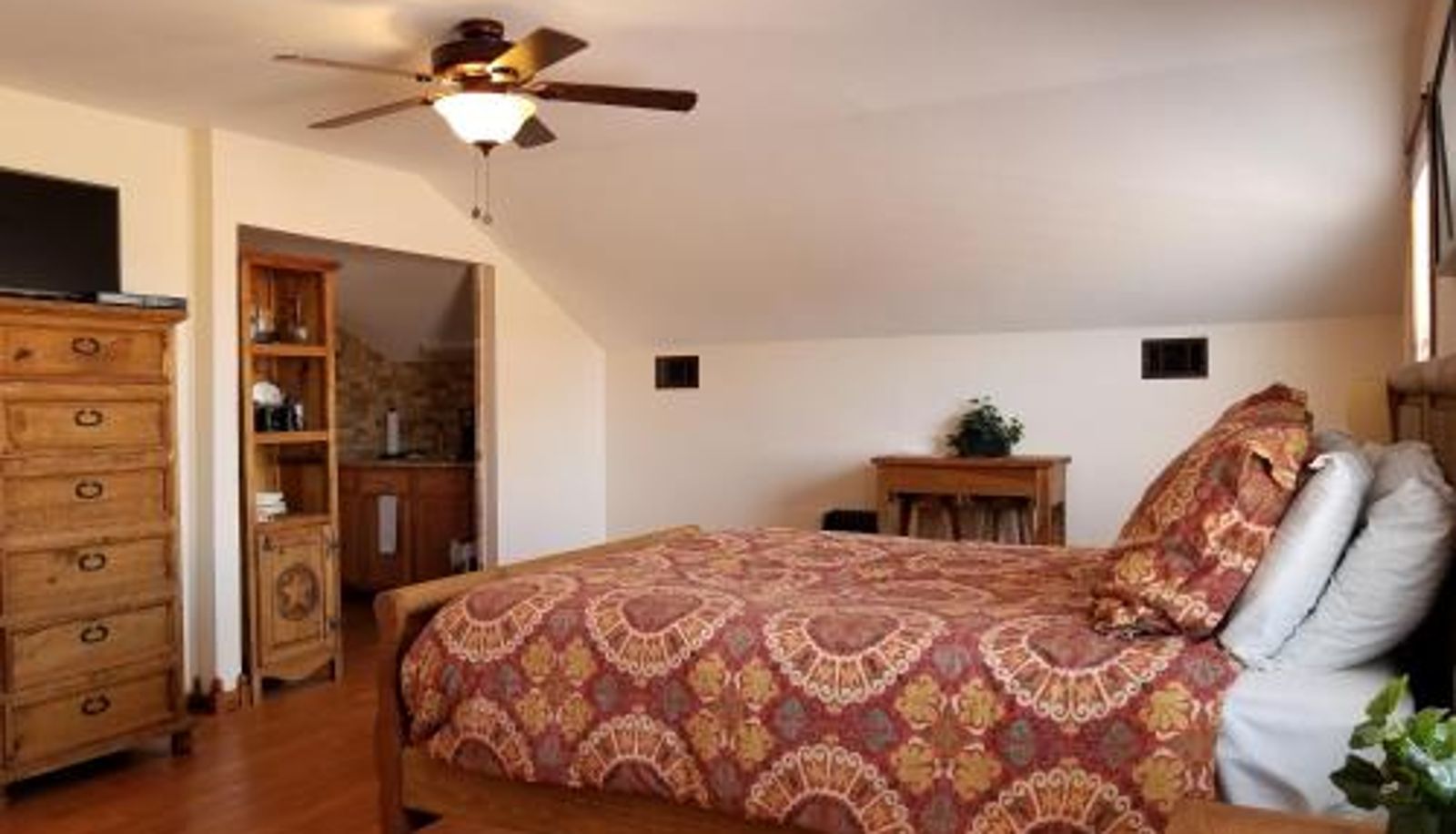 Apartment - Mendelbaum Winery Loft West