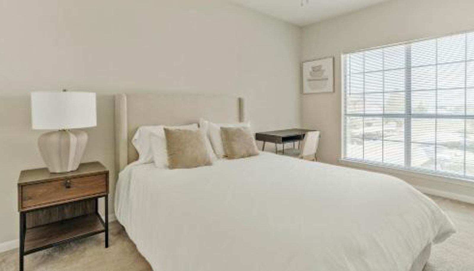 Informacje - Landing Stylish 1BD Gym Pool