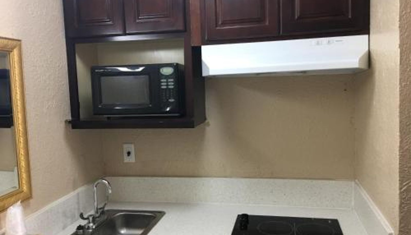 Room - Chaparral Motel