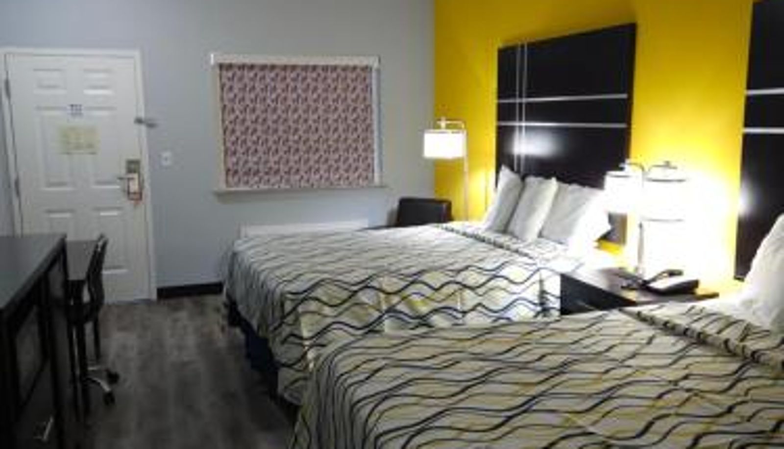 Standard room - Executive Inn and Suites Tyler