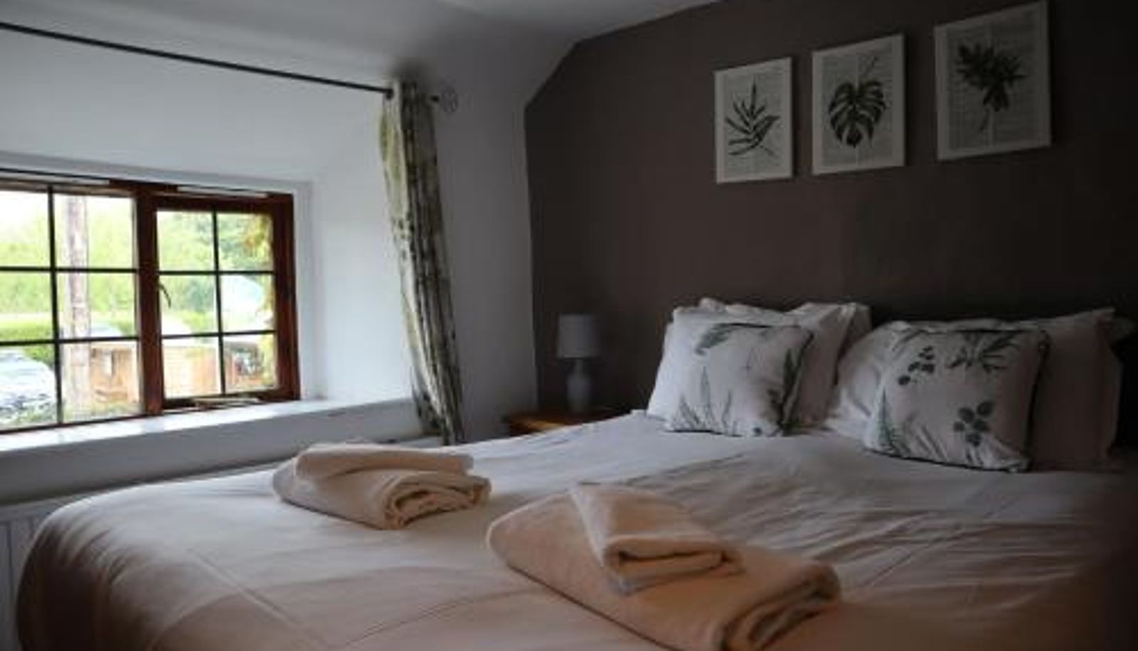 Room - The White Horse Inn