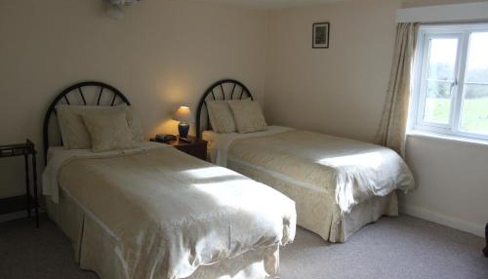 Info - Ingon Bank Farm Bed And Breakfast