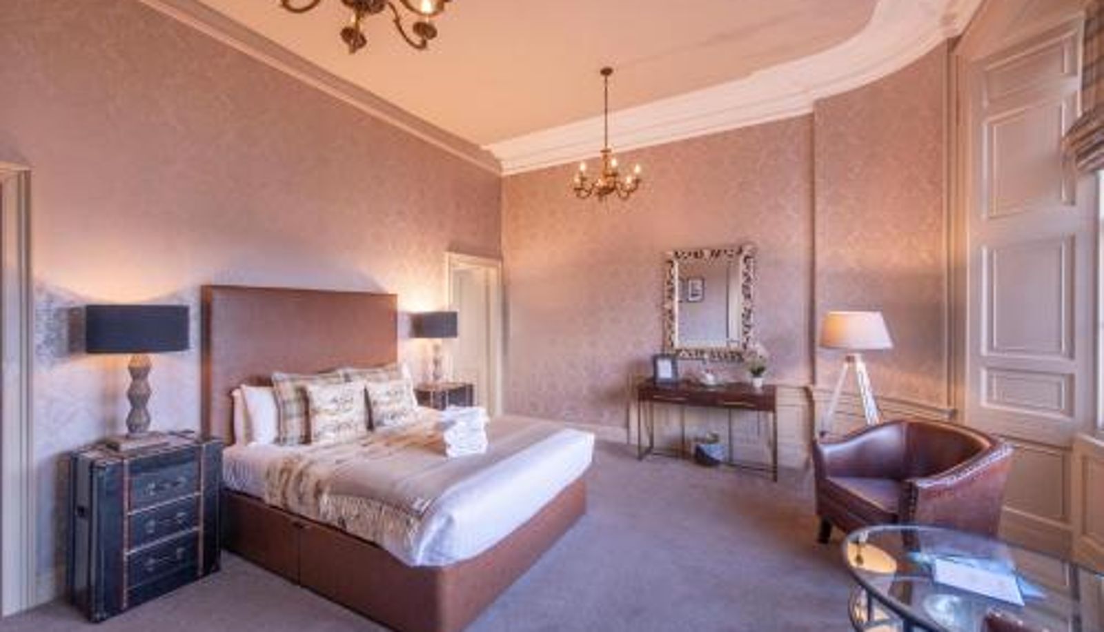Suite - The Allan Park