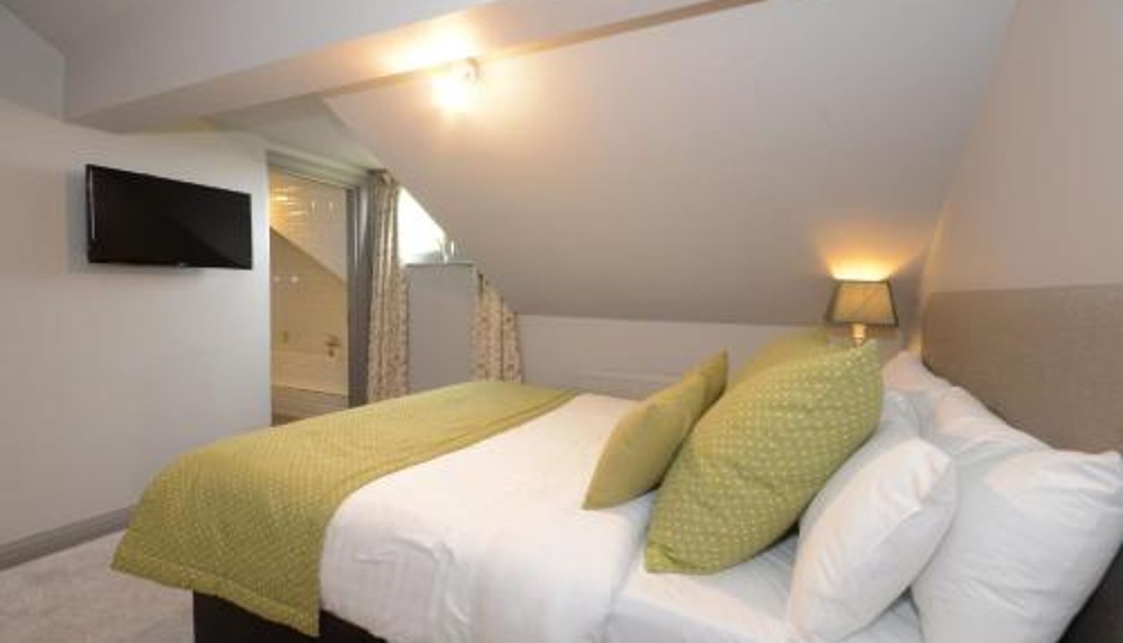 Chambre - The Alma Inn