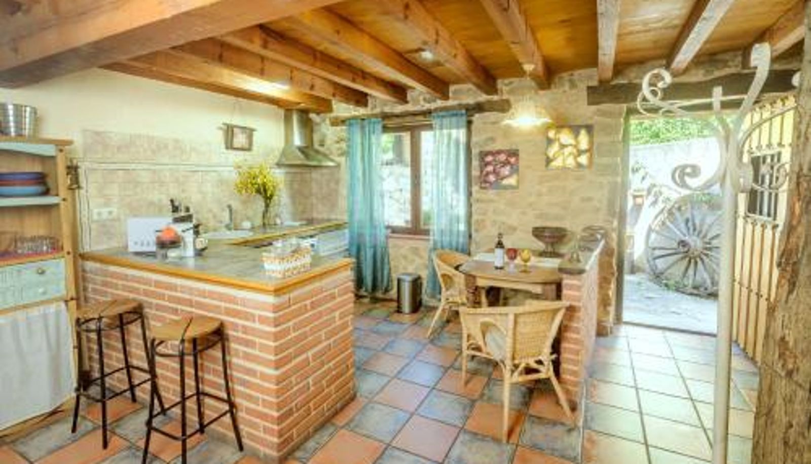 Kitchen - El Colirrojo - Los Sitios de Aravalle