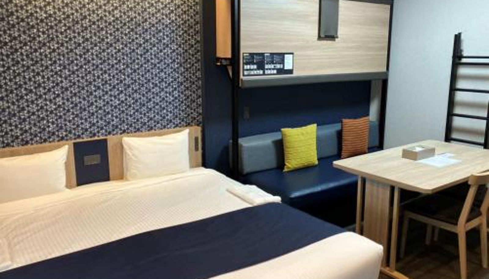 Info - MONday Apart Premium Ginza Shintomicho