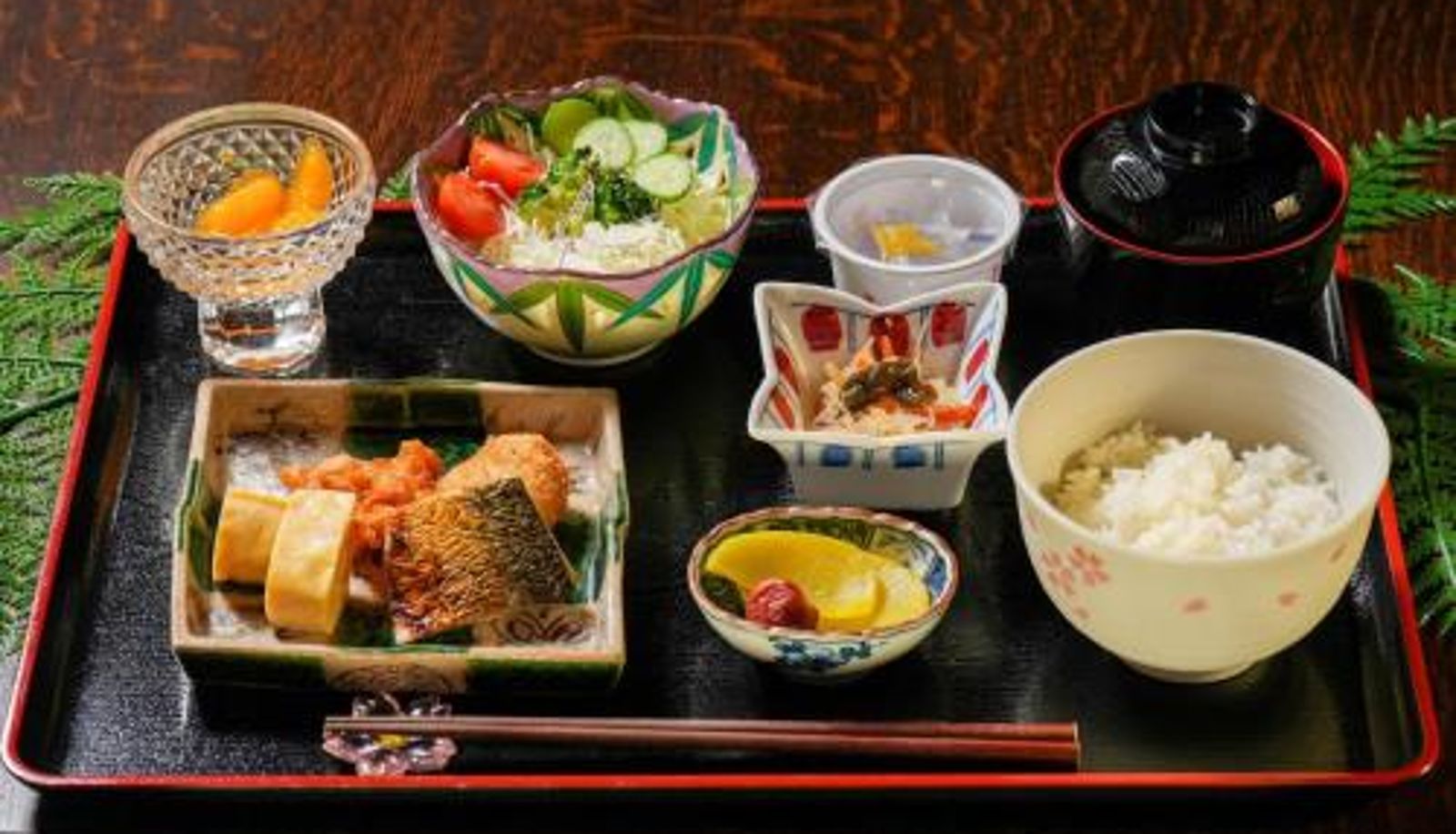Salle de petit-déjeuner dans le restaurant - Oukai Villa Izumi