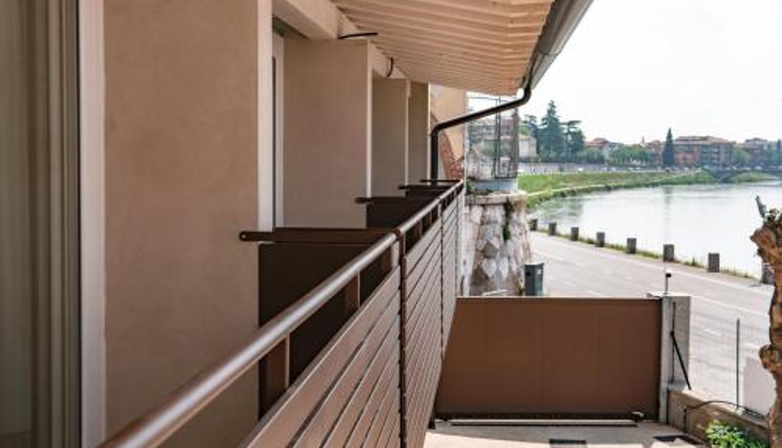 Buitenruimte van het hotel - Alla Riva