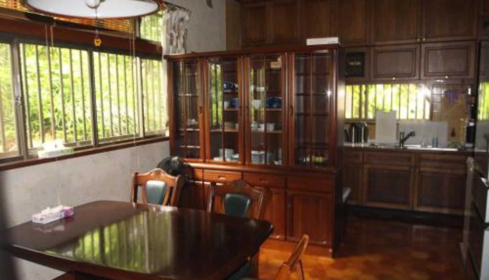 Salle de petit-déjeuner dans le restaurant - Kougetsu Sanso -- Moon Villa in Tokyo