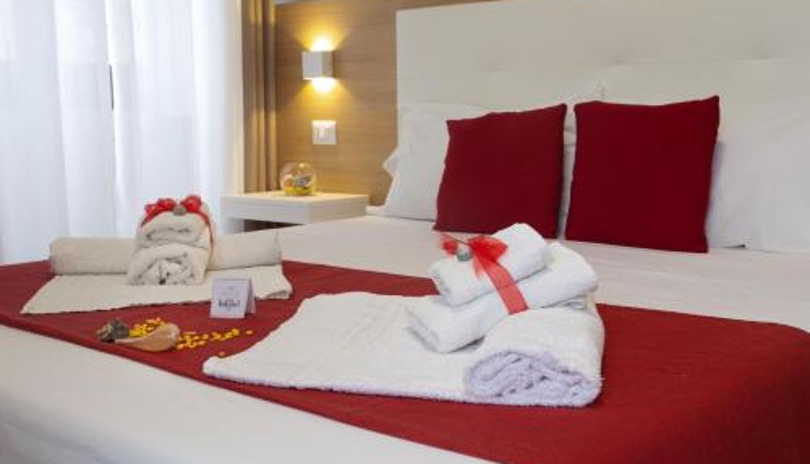 Info - B&B Island Tropea -Sea View Rooms & Suites-