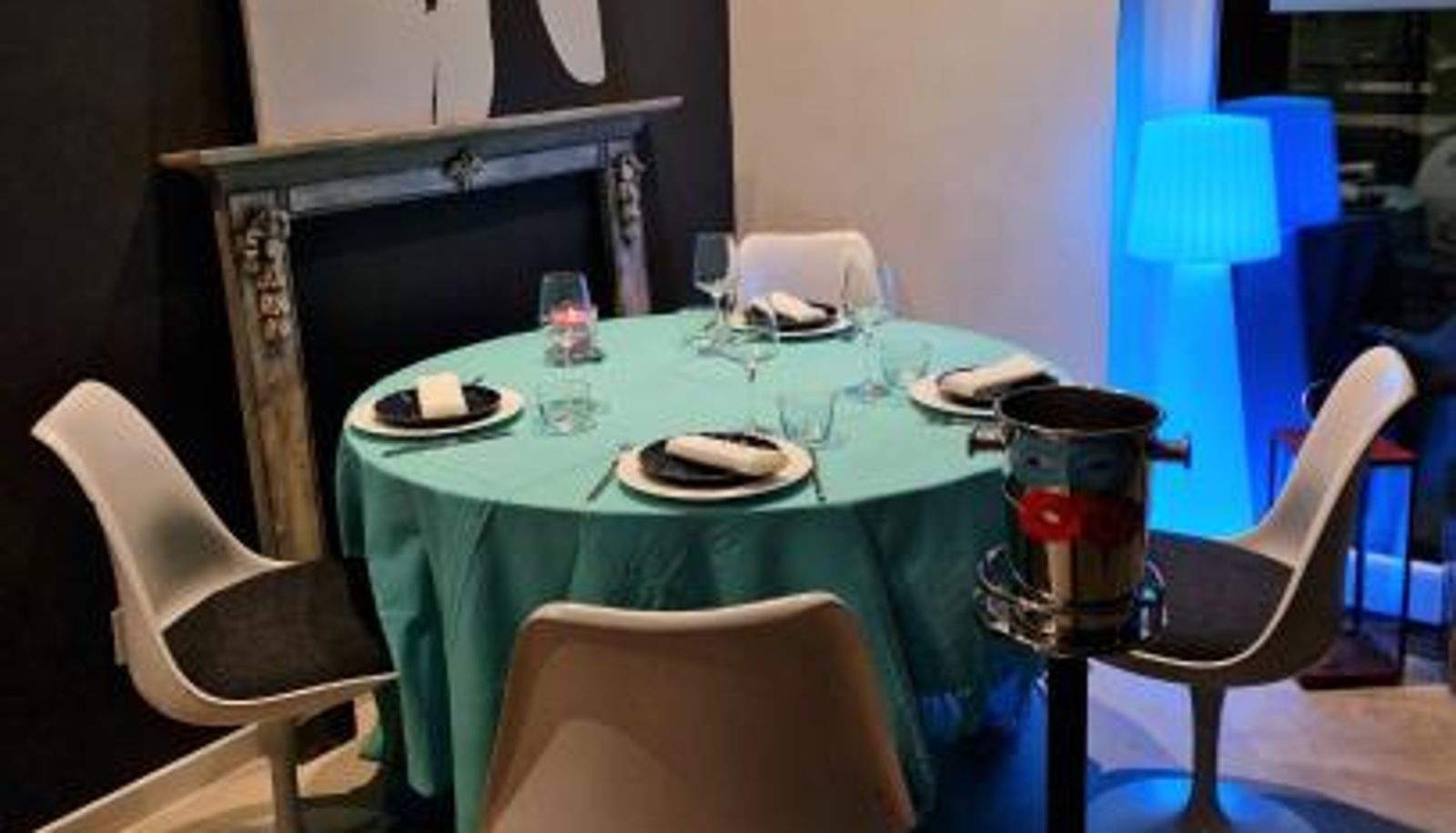 Frühstücksraum innerhalb des Restaurants - Mi Garba B&B