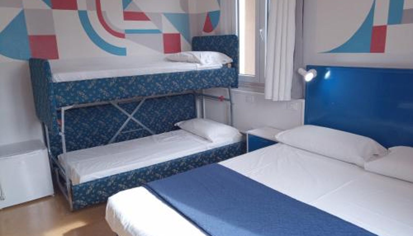 Room - B&B Meublè Adriana Sirmione Vegan