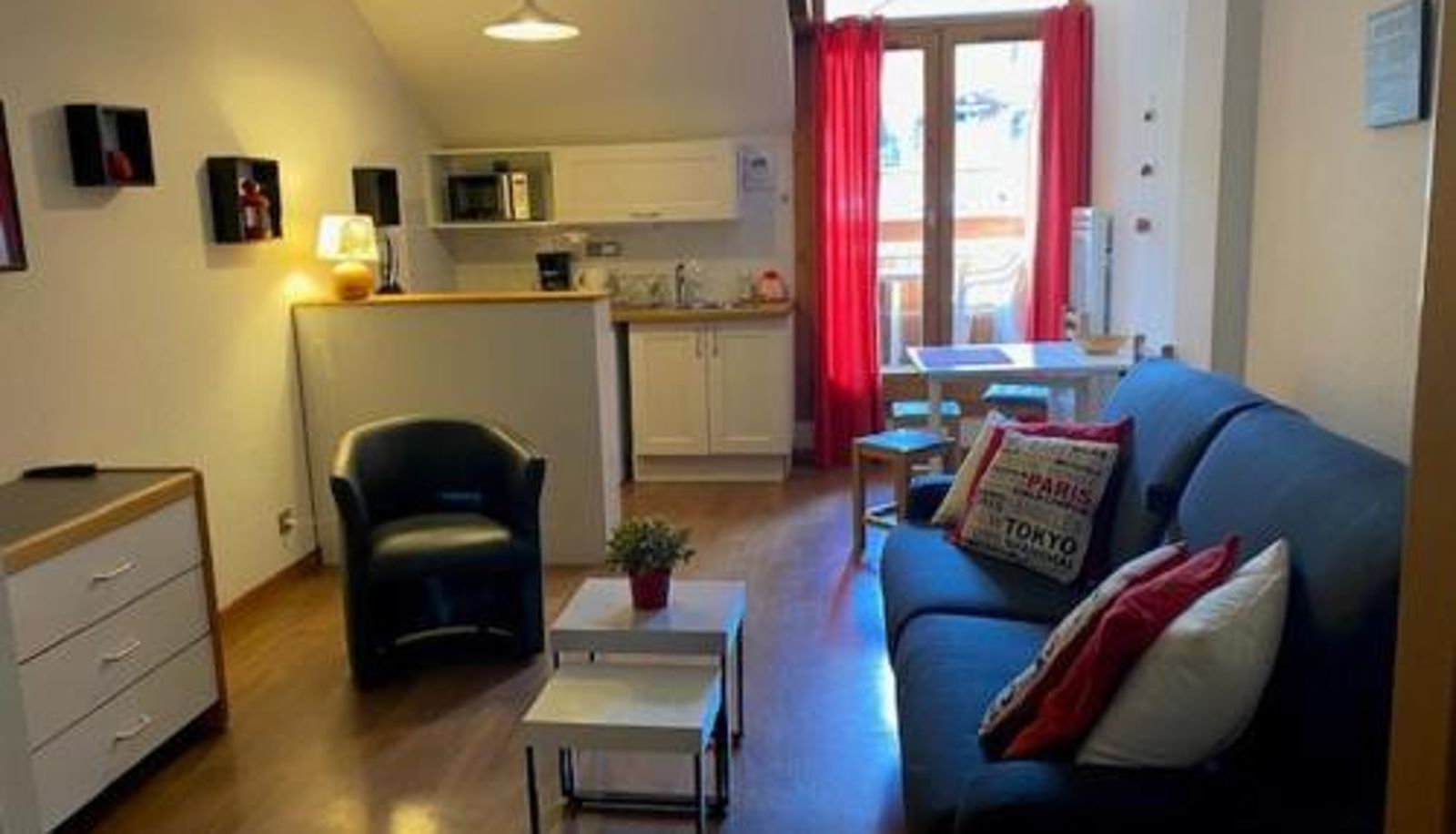 Info - WiFi et parking à Brides-les-Bains - FR-1-512-135 Studio cosy avec balcon sud