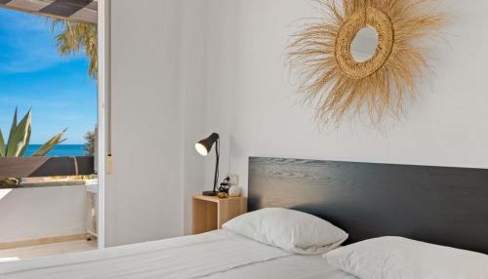 Apartment - Calahonda apt by Costarentals - Ref 205