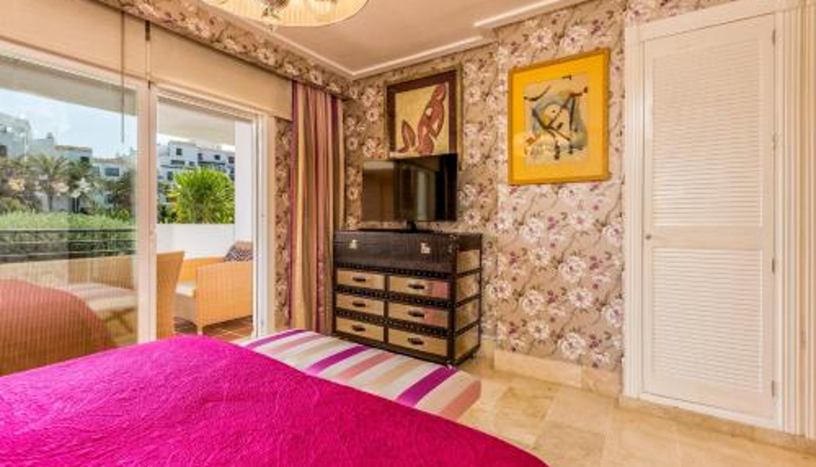 Appartamento - 2 Bedroom with pool in the heart of Puerto Banus