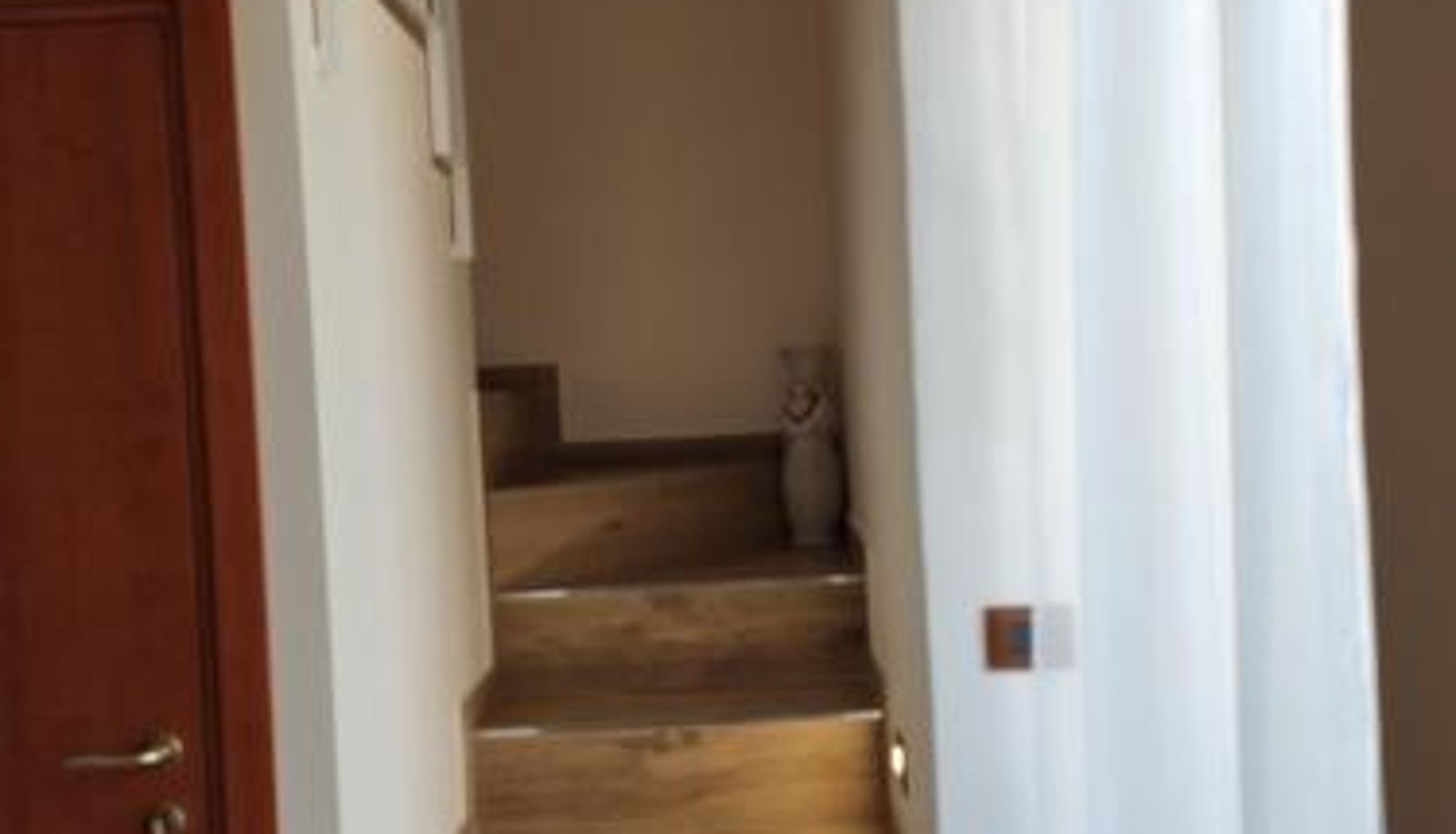 Apartment - La casa delle sorprese