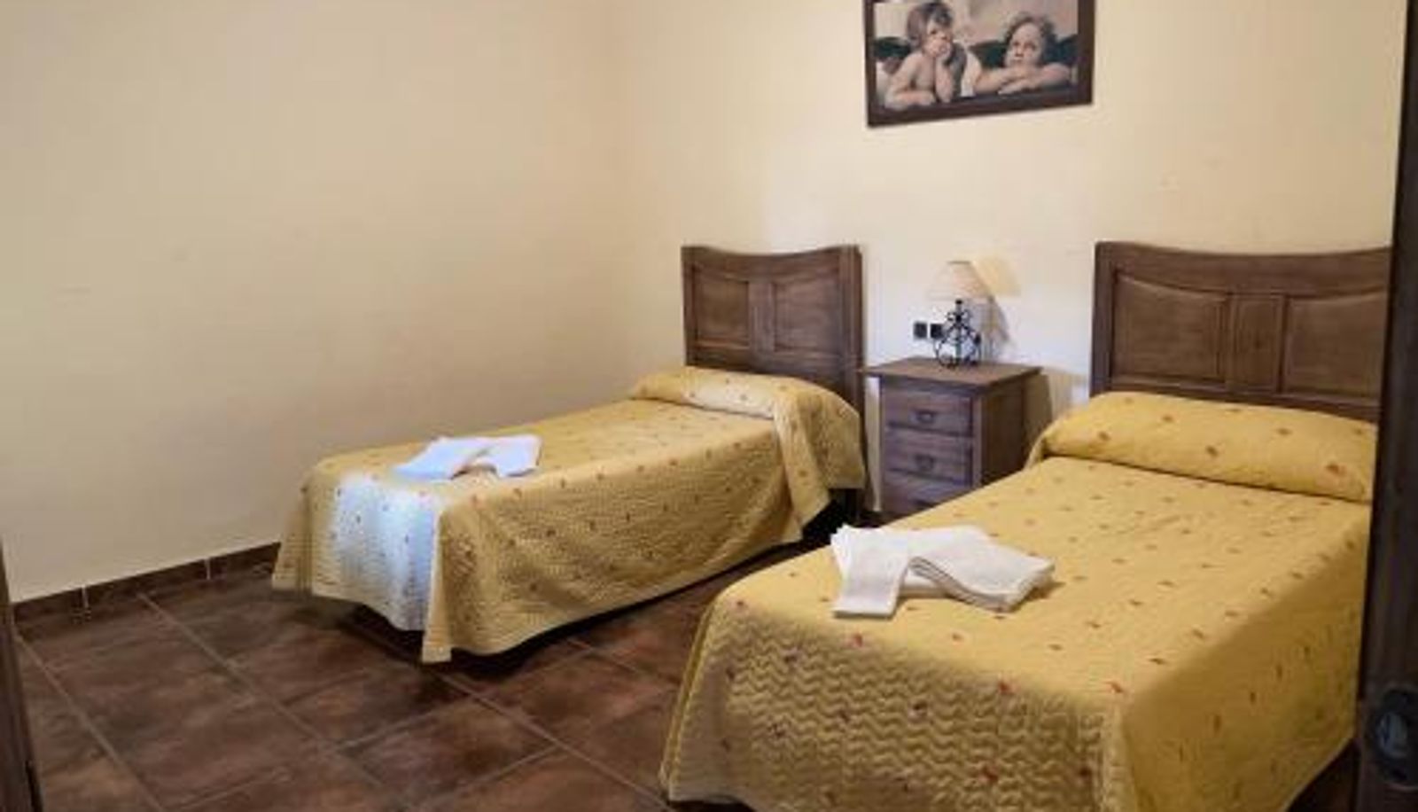 Apartment - Apartamentos Adarve