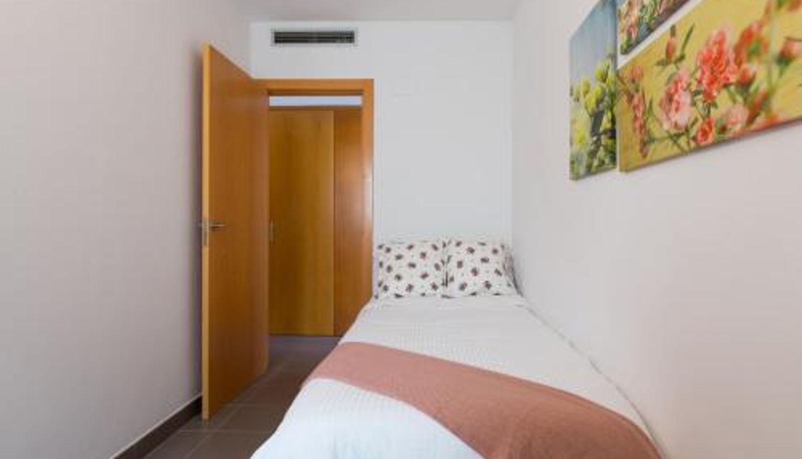 Apartament - Apartamentos Cornellalux 2