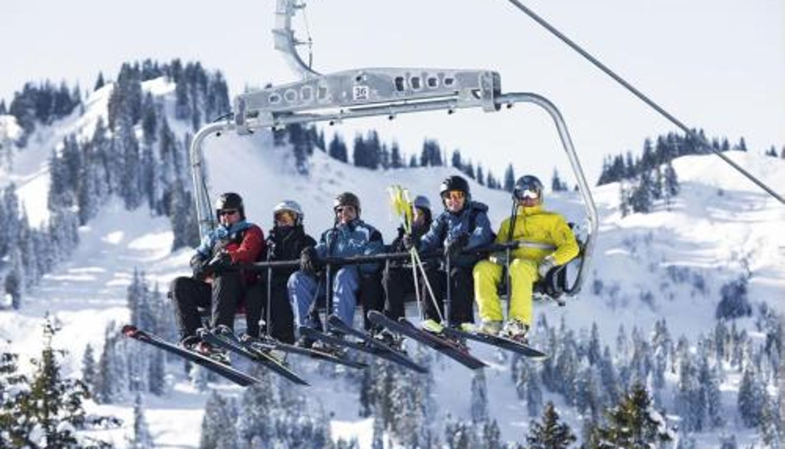 Apartament - Telework - Le Champlain  Golf  MTB Spacious Condo - Pool & BBQ - Ski