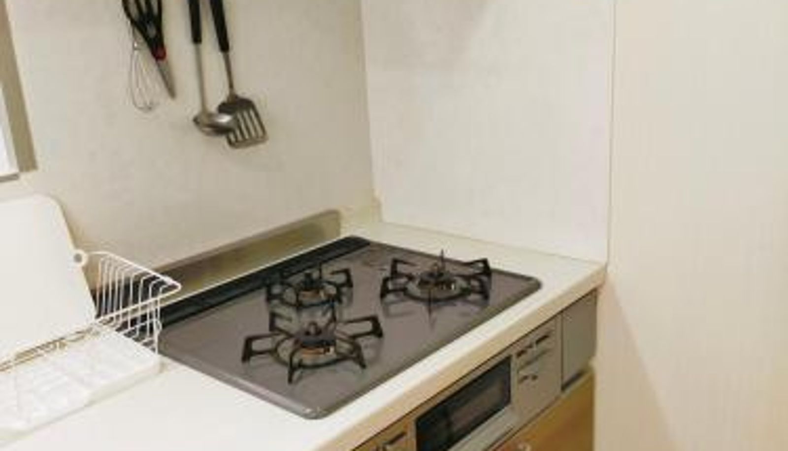 Apartment - 15 Mins to Haneda Airport - 8 Mins Walk to Keikyu Kamata - Sleeps 9