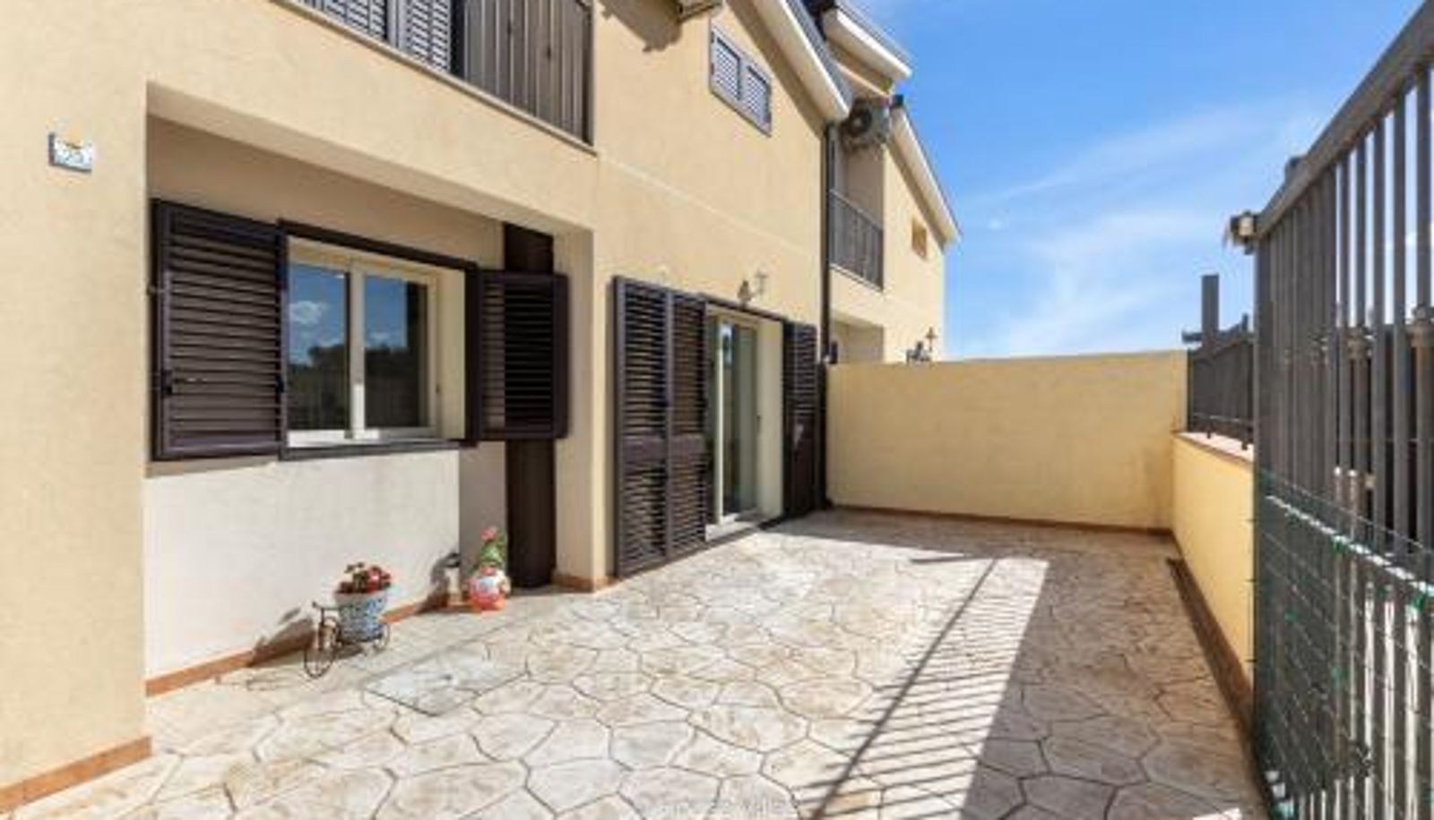 Apartment - Villa Queen Dany