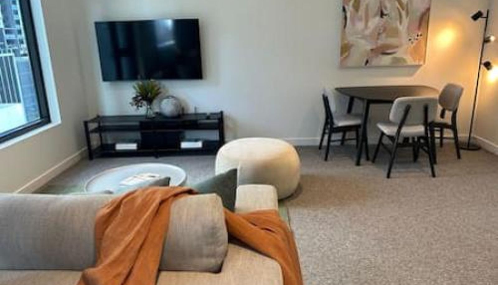Apartment - Pool walk to Crown  Rooftop  Gym  Balcony Prime Location