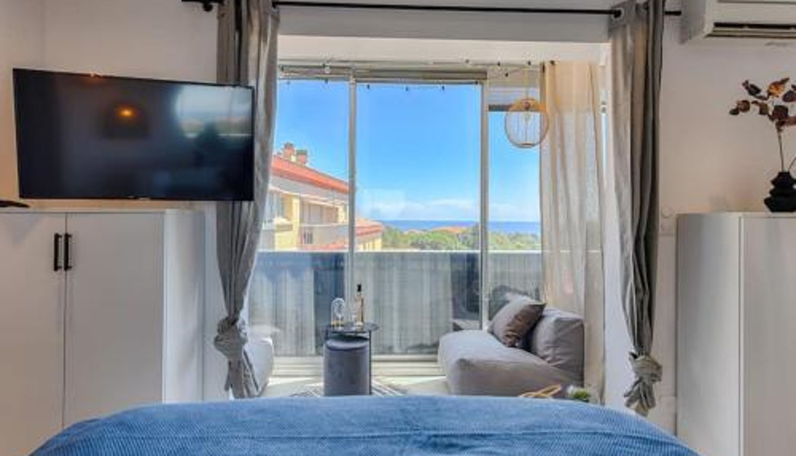 Apartment - Sea view & spa suite: 3min beach