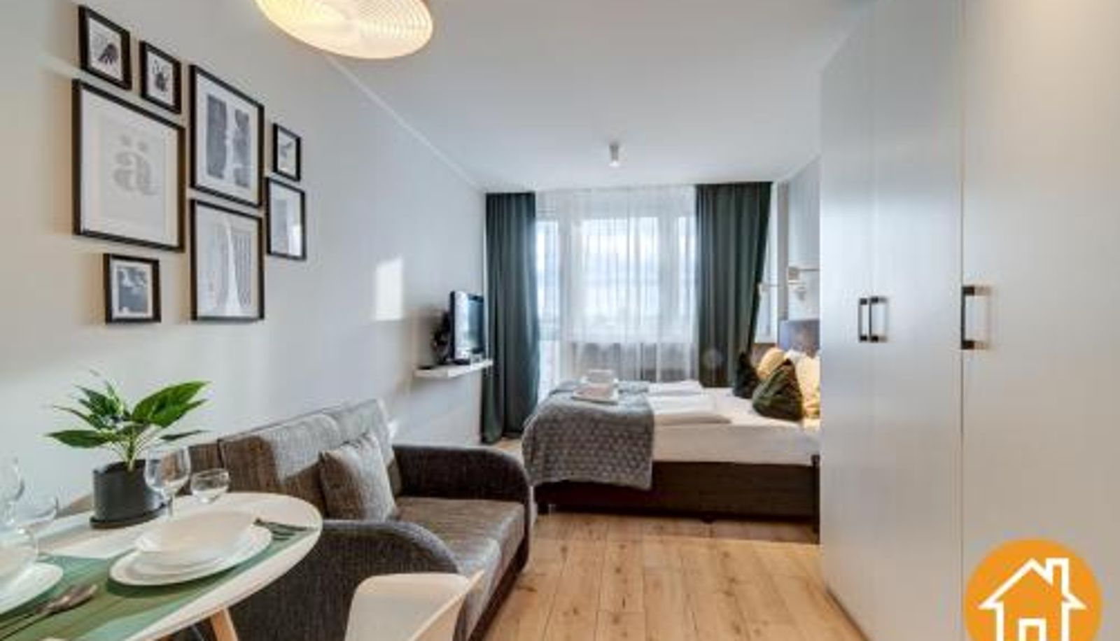 Zimmer - Apartament z widokiem na port - visitopl