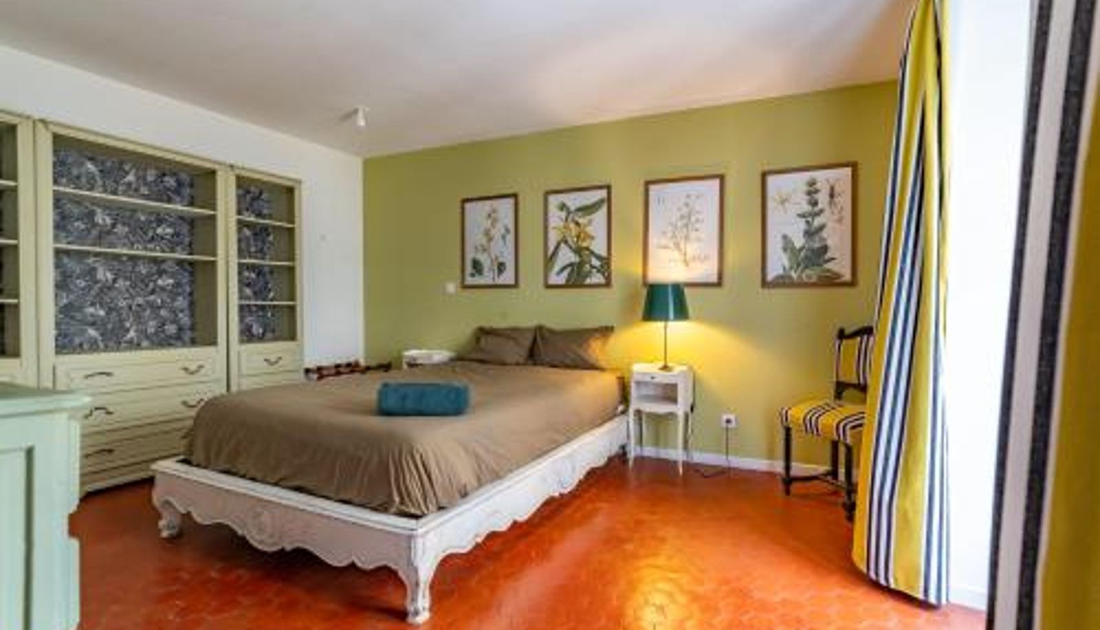 Apartment - L'envoutement provençal au cœur de l'écusson - Une Nuit à Nîmes