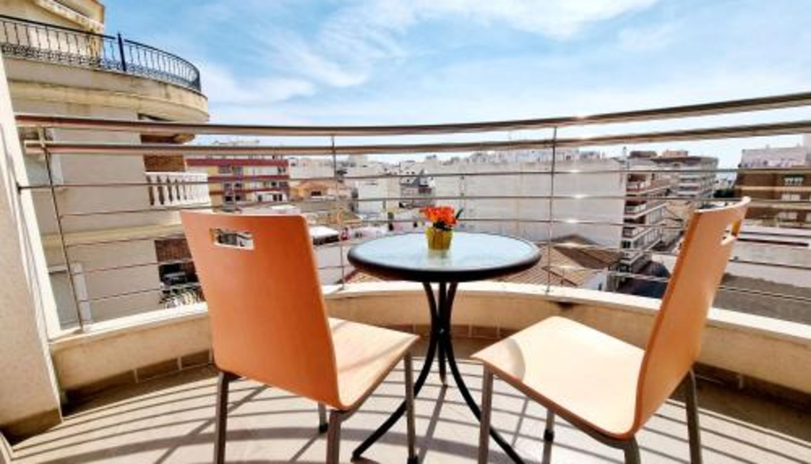 Apartment - Apt near center port
