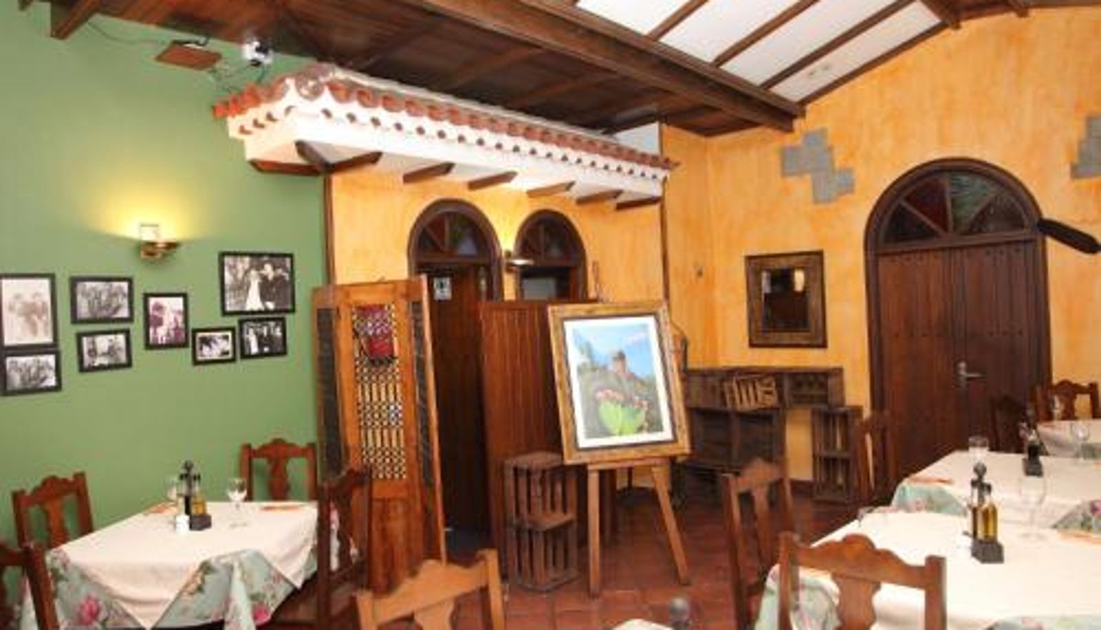 Sala de desayunos dentro del restaurante - VACACIONAL LA TEA THE BEST LOCATION and THE BEST VIEWS