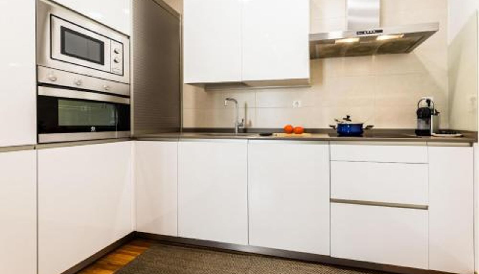 Apartment - SOUL SUITE by Sweet Home SS Rentals PARKING INCL