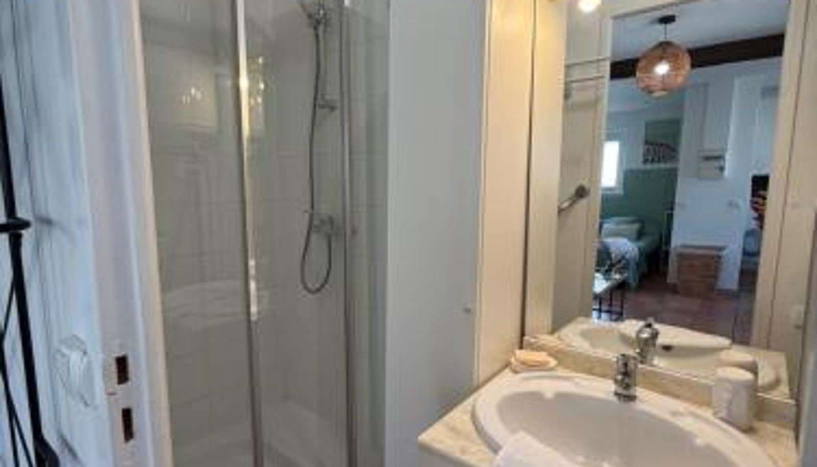 Badezimmer - Studio cosy avec clim 33m2
