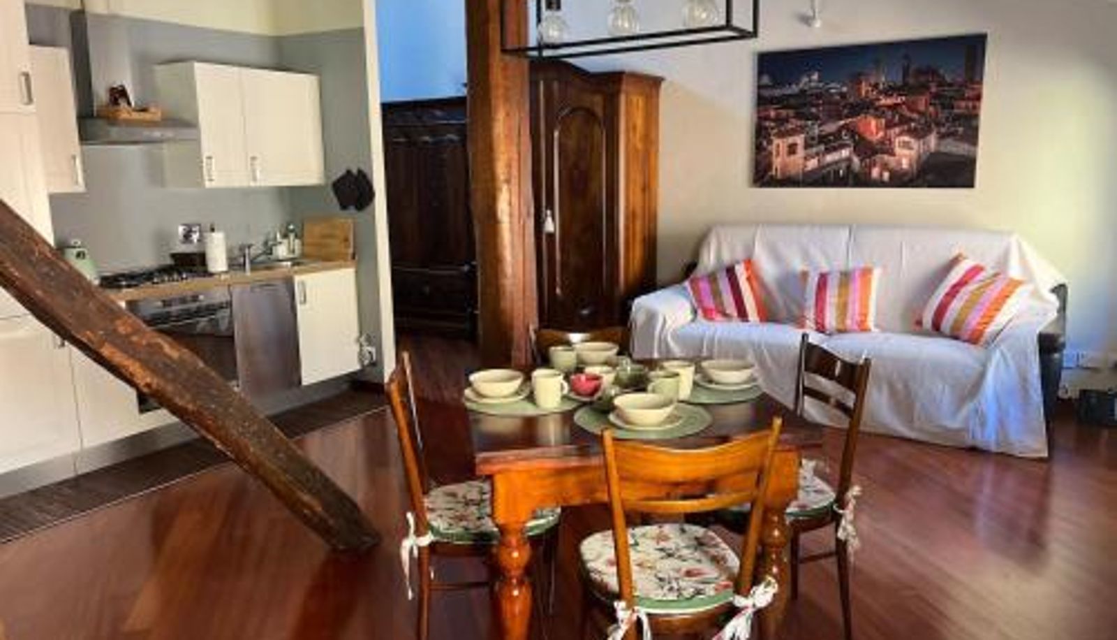 Info - Suite SM51 Strada Maggiore 51